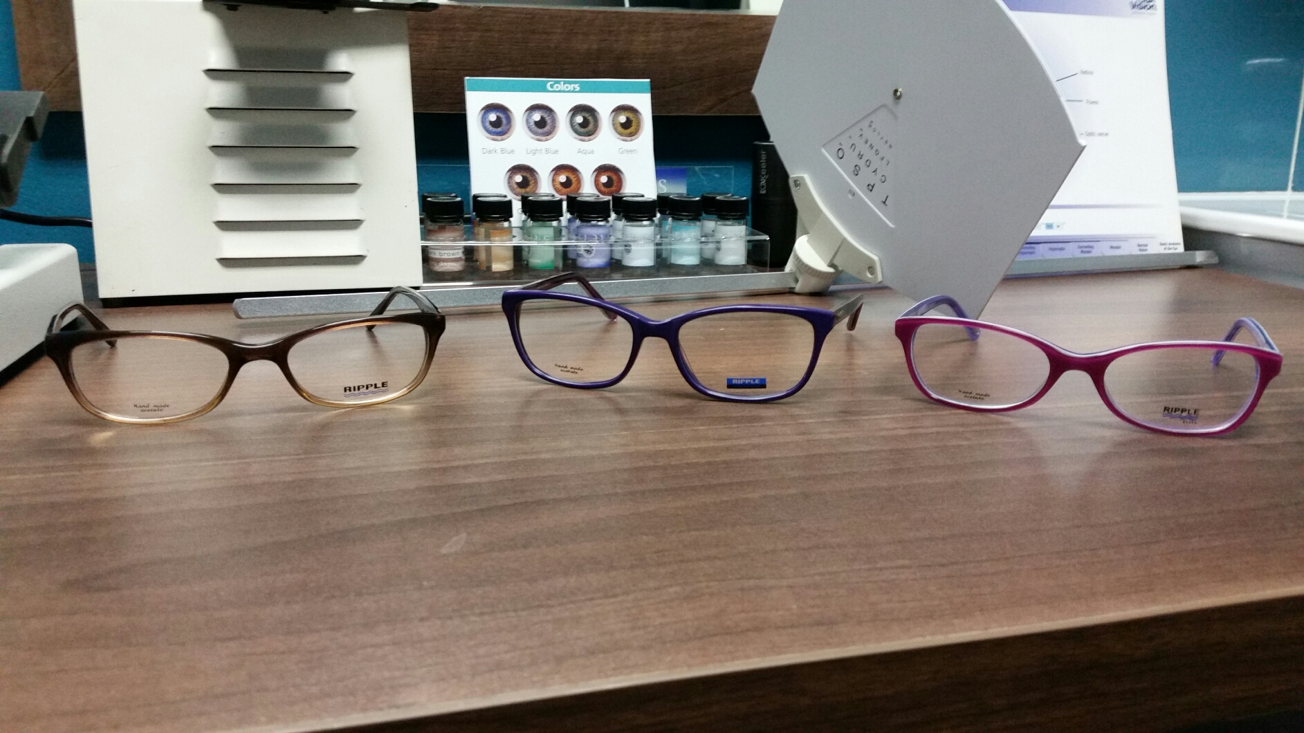 Modern Elegant Stylish spectacles frames  Wellness Day Mobile Clinic Optometry Eyes Affordable Cataract Optometrist Drivers Licence Certificate