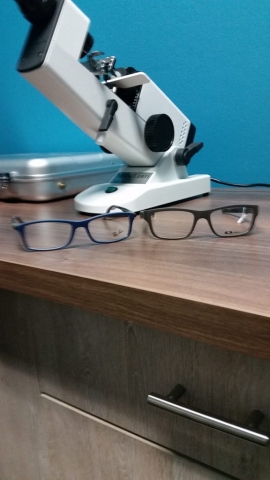 Modern Elegant Stylish spectacles frames Wellness Day Mobile Clinic Optometry Eyes Affordable Cataract Optometrist Drivers Licence Certificate